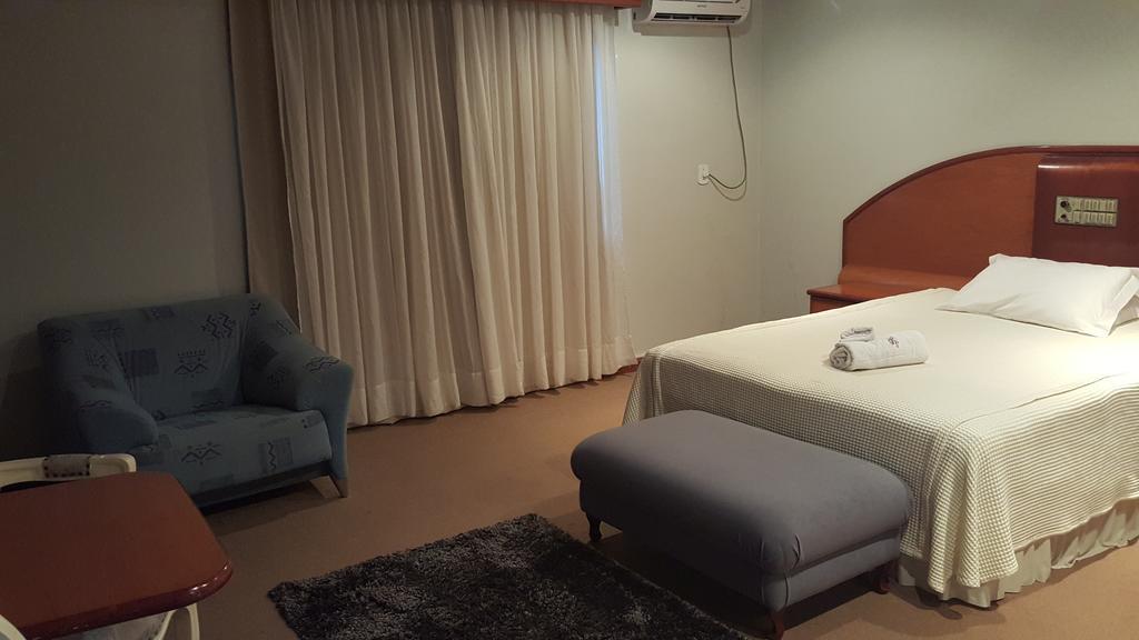 Cristal Executive Hotel Francisco Beltrão 部屋 写真